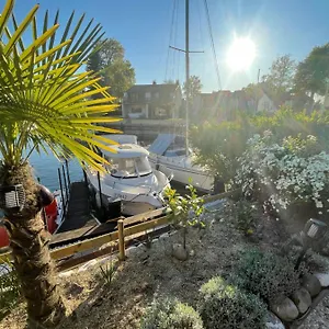 Port Ripaille, Les Grèbes 24 Hébergement de vacances